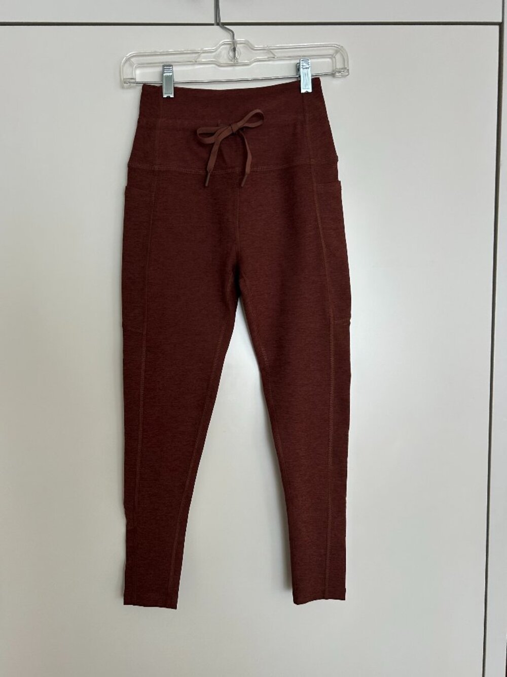 Beyond Yoga Spacedye Go Pocket Midi Leggings in Chocolate